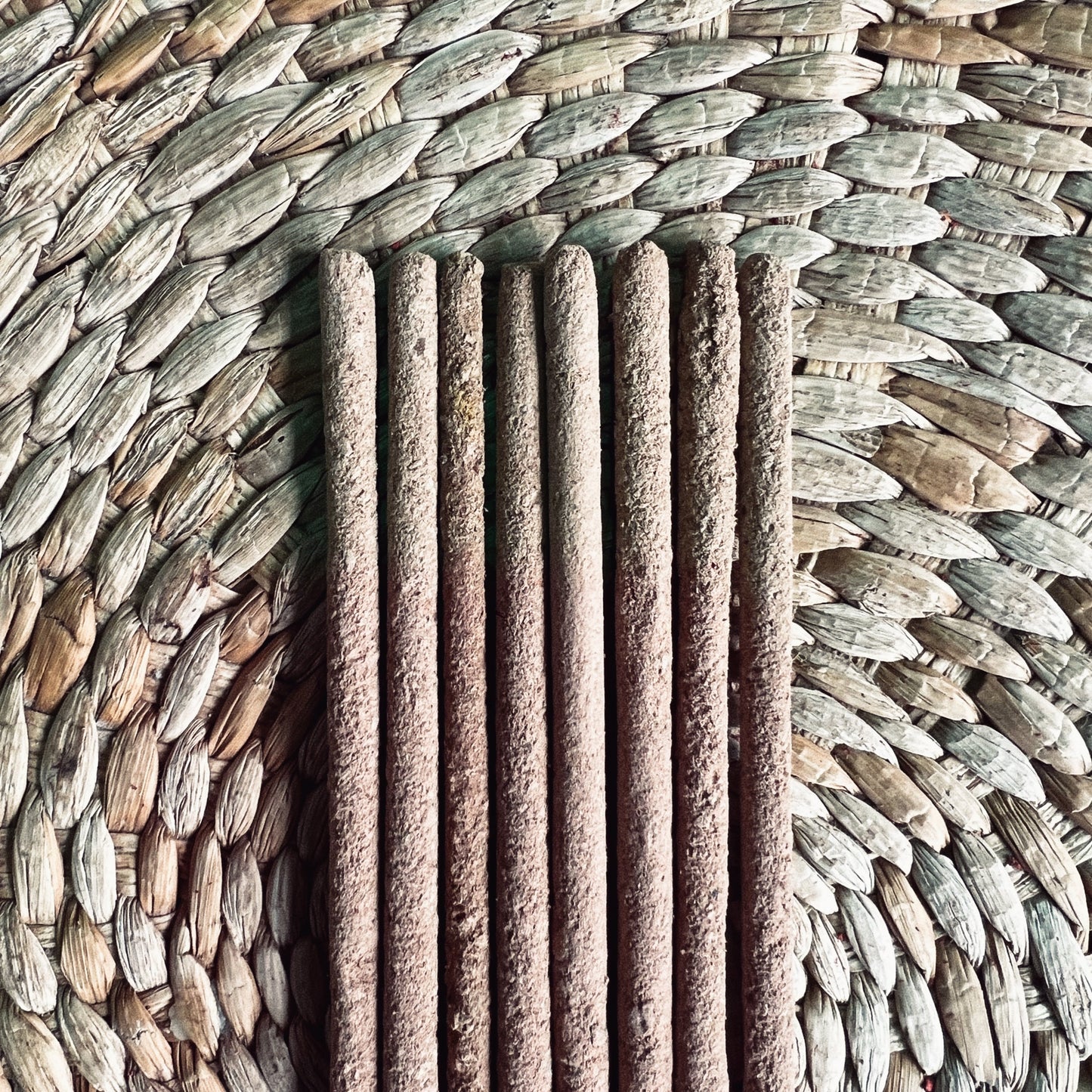 Sandal Wood | 8 Sacred Natural Incense Sticks |